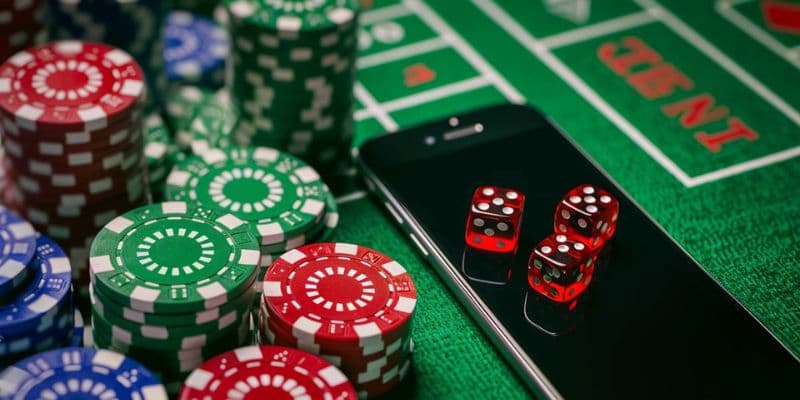 Những lưu ý để chơi game bài Max88 một cách lành mạnh